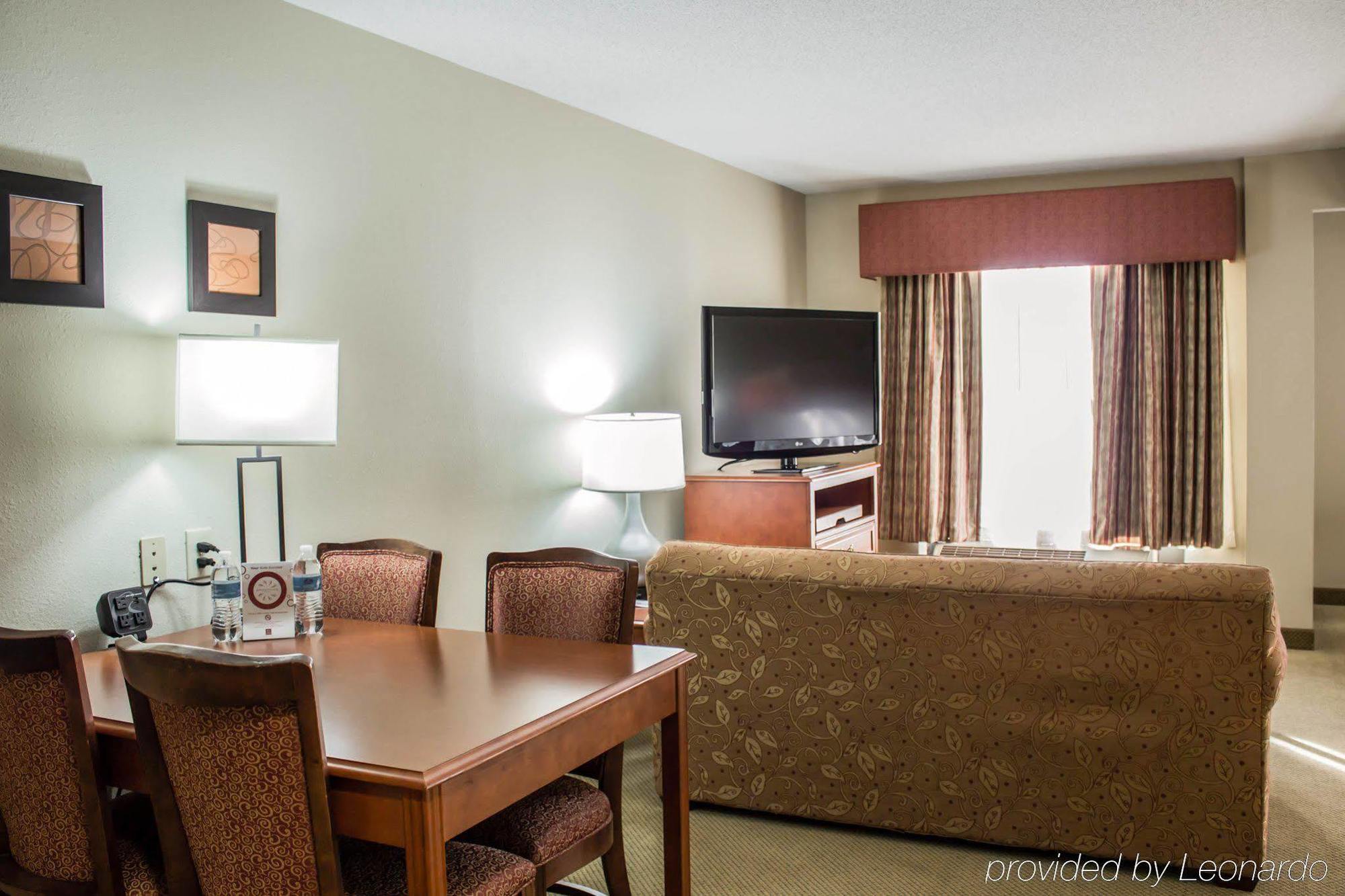 Four Points By Sheraton Raleigh Arena מראה חיצוני תמונה