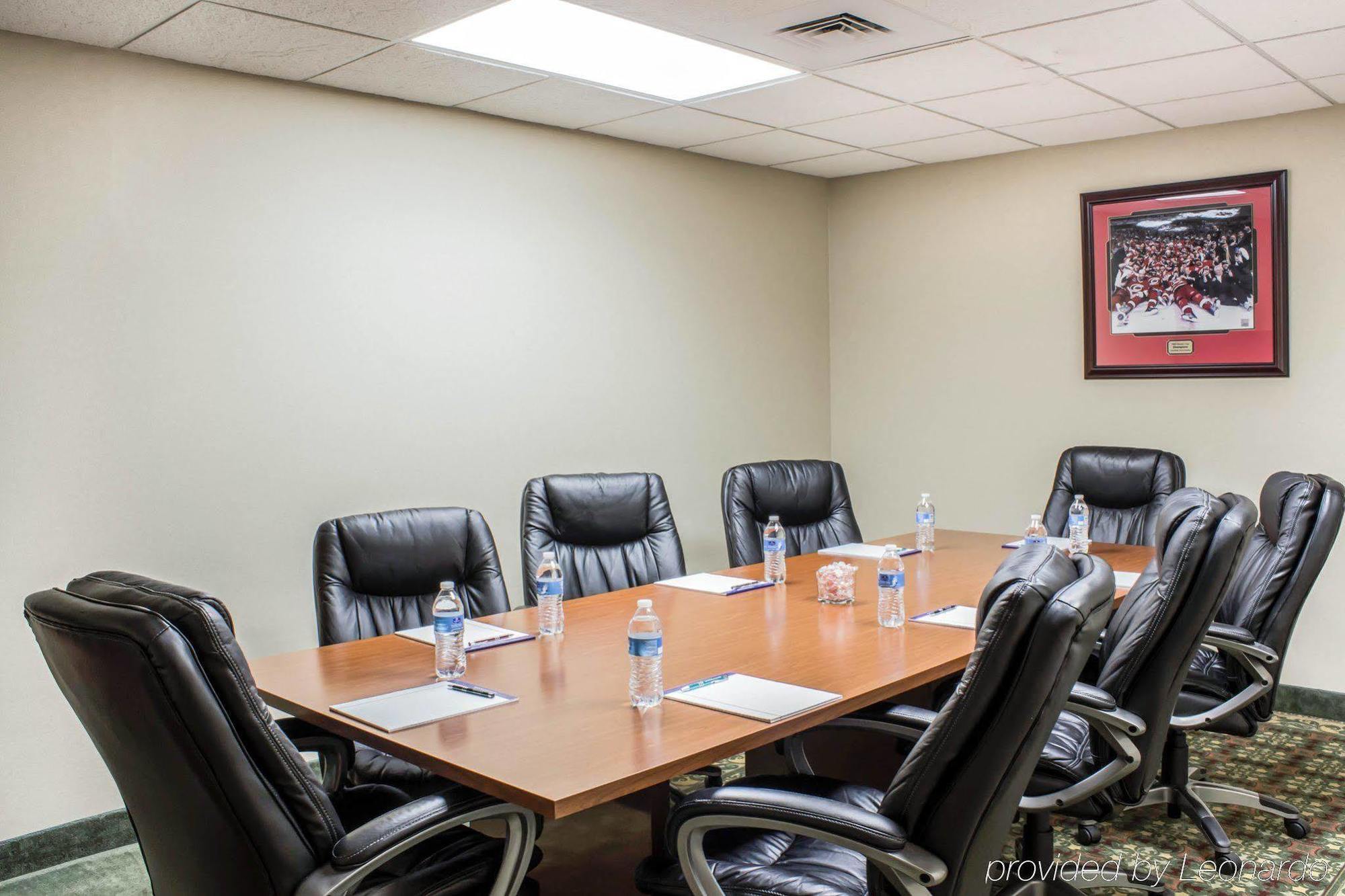 Four Points By Sheraton Raleigh Arena מראה חיצוני תמונה
